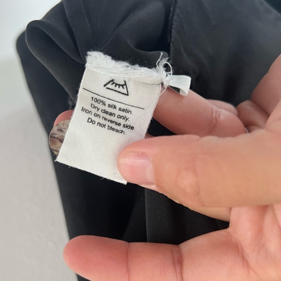 Sleeper Black Silk Satin Long Sleeve Top & Pull-On Pants Pajama Set Size Small - Picture 10 of 12